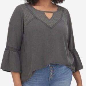 𝐓𝐎𝐑𝐑𝐈𝐃 | GRAY LACE BELL SLEEVE BLOUSE